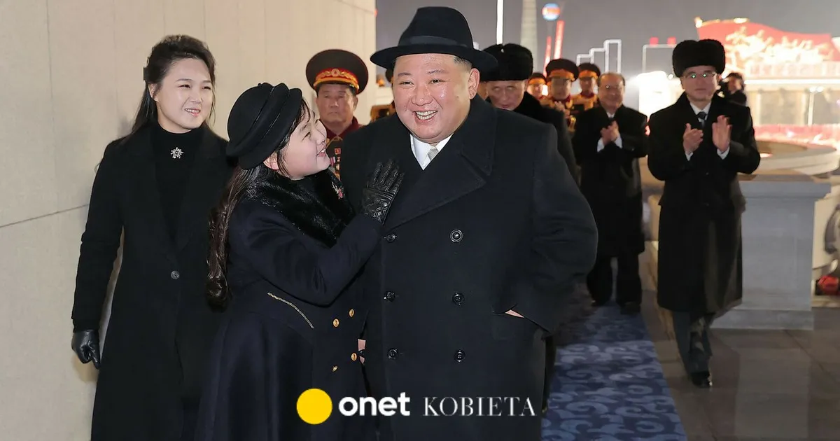 Zdjęcie Kim Dzong Un: Żona Ri Sol Ju i tajemnice ich dzieci