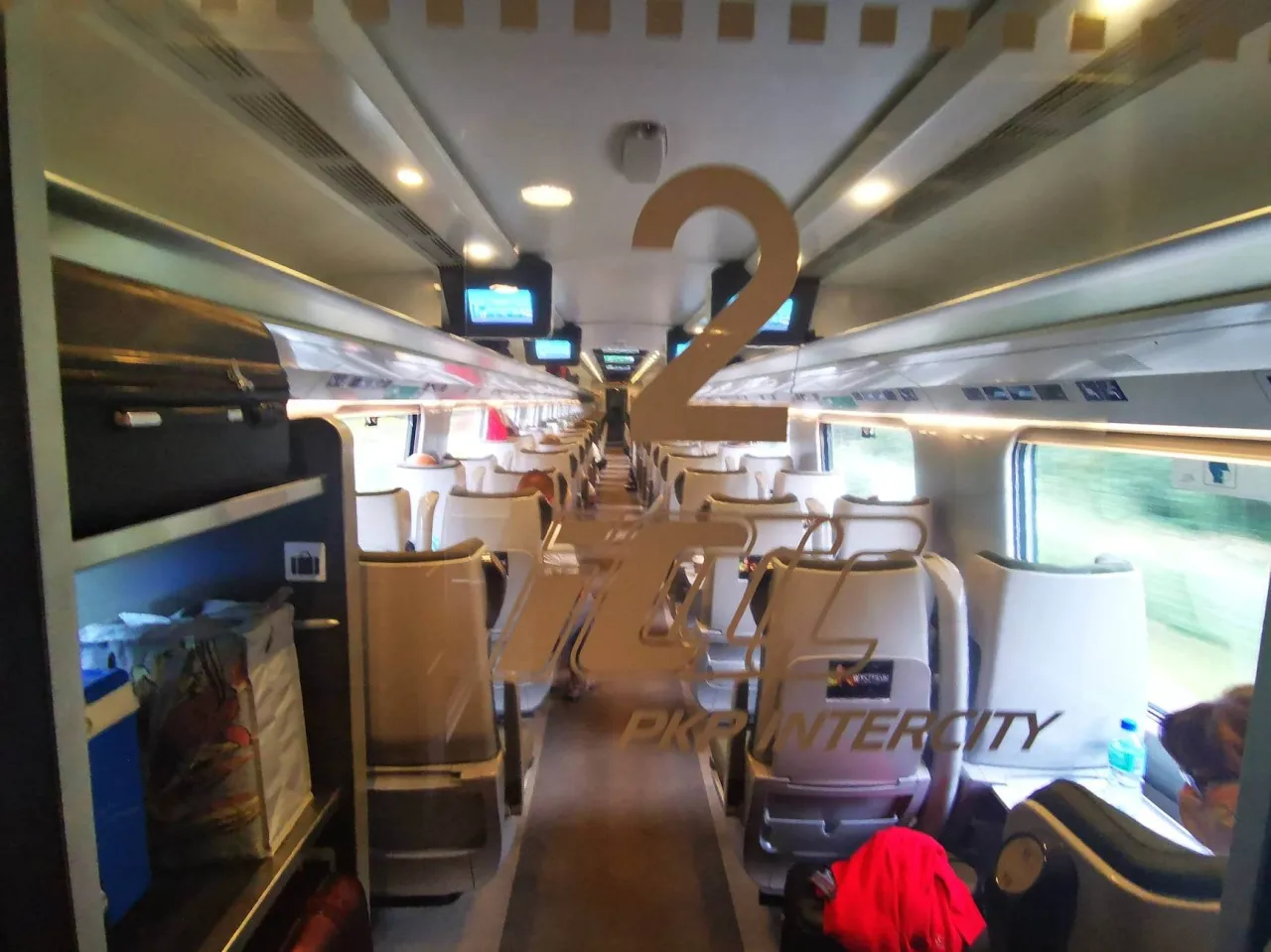 Zdjęcie Ile kosztuje pociąg Pendolino? Poznaj ukryte koszty i wydatki