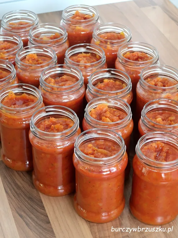 Zdjęcie Jak zrobić pyszny sos do spaghetti na zimę, który przetrwa chłody