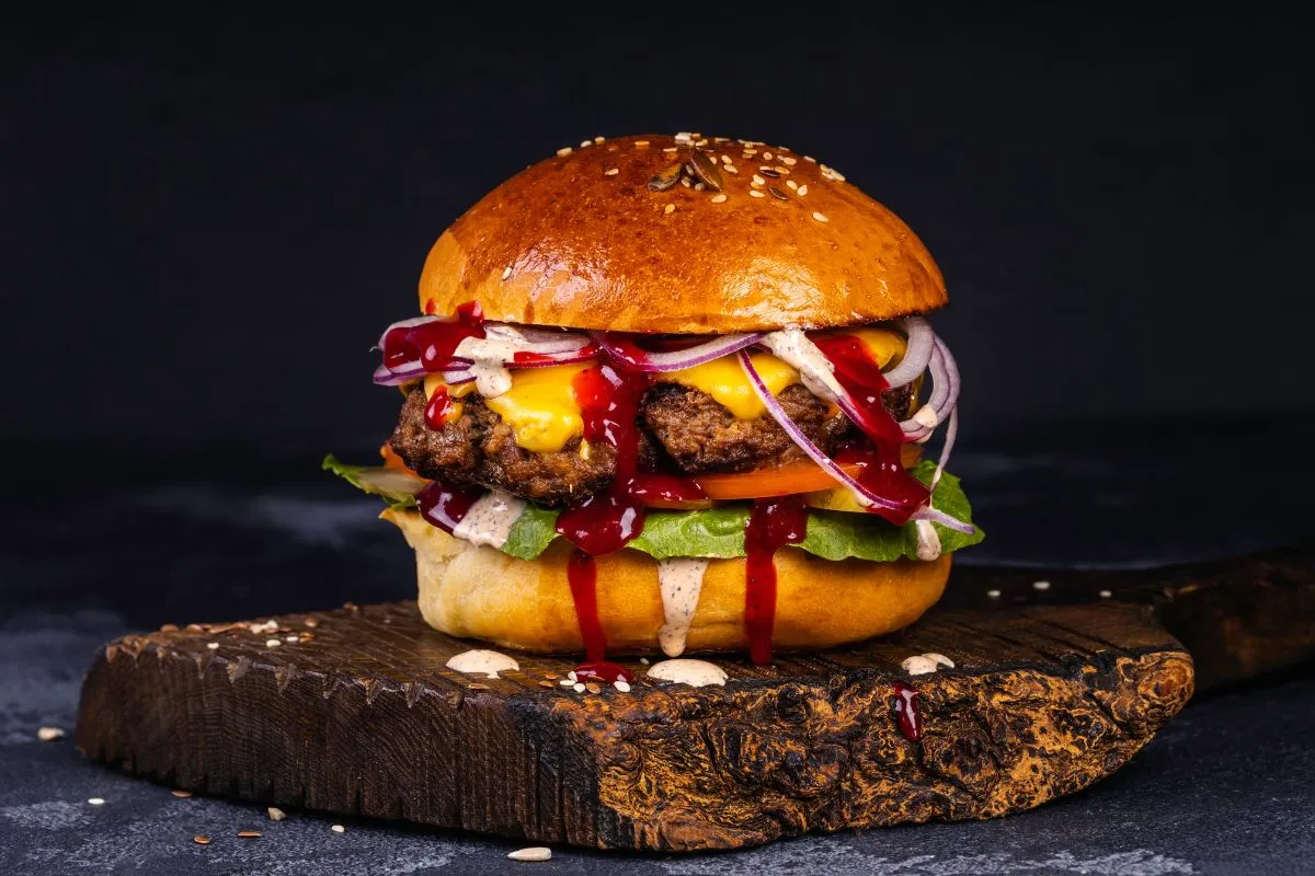 Zdjęcie Jaka wołowina na burgery? Odkryj najlepsze kawałki dla smaku