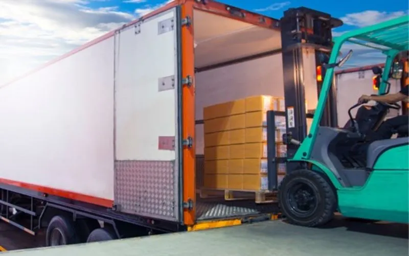 Zdjęcie Giełda transportowa co to? Jakie korzyści przynosi w branży?