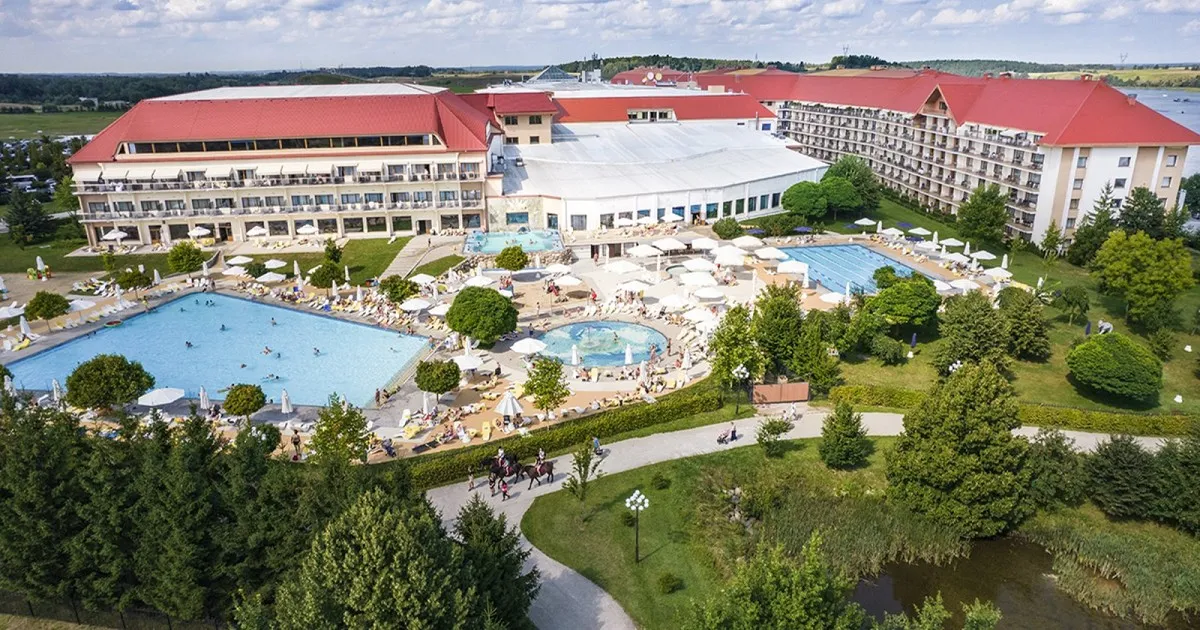 Zdjęcie Hotel Gołębiewski gdzie – odkryj najlepsze lokalizacje w Polsce
