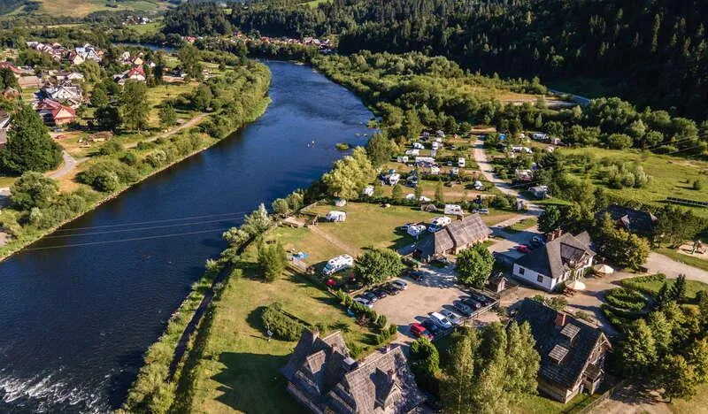 Zdjęcie Gdzie pod namiot w Małopolsce? Odkryj najlepsze miejsca na camping