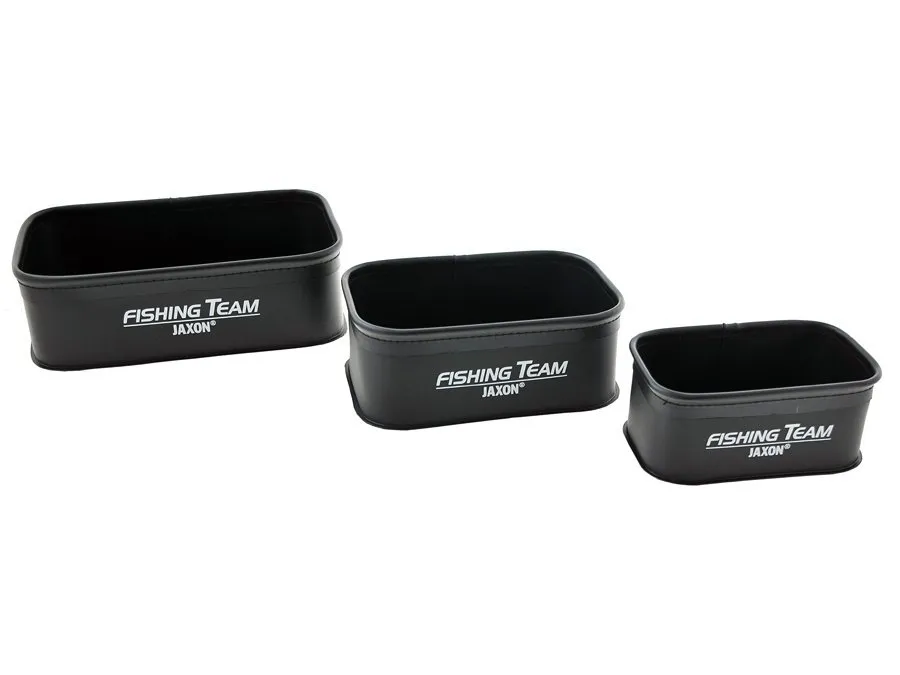 różne typy pojemników na zanętę wędkarską