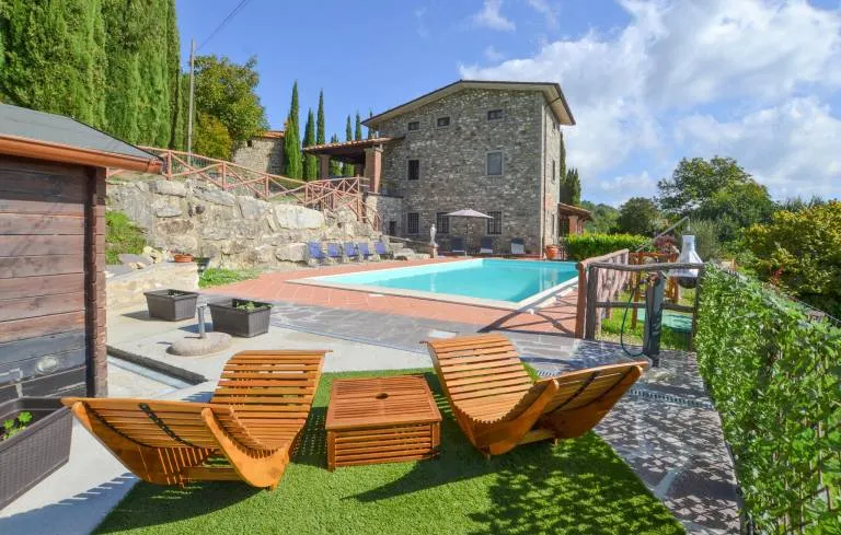 r&oacute;żne typy zakwaterowania we Włoszech, hotel, agroturystyka, apartament