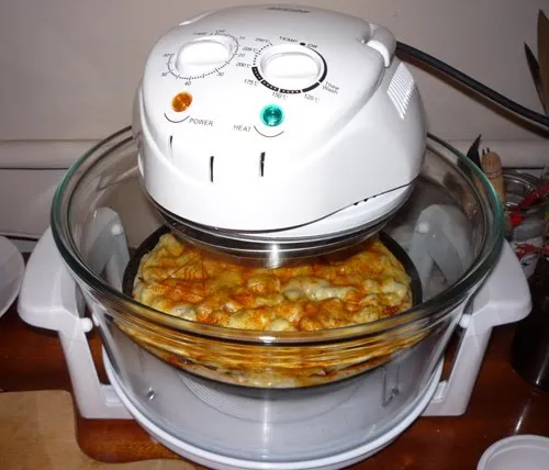 różne ciasta upieczone w kombiwarze halogenowym