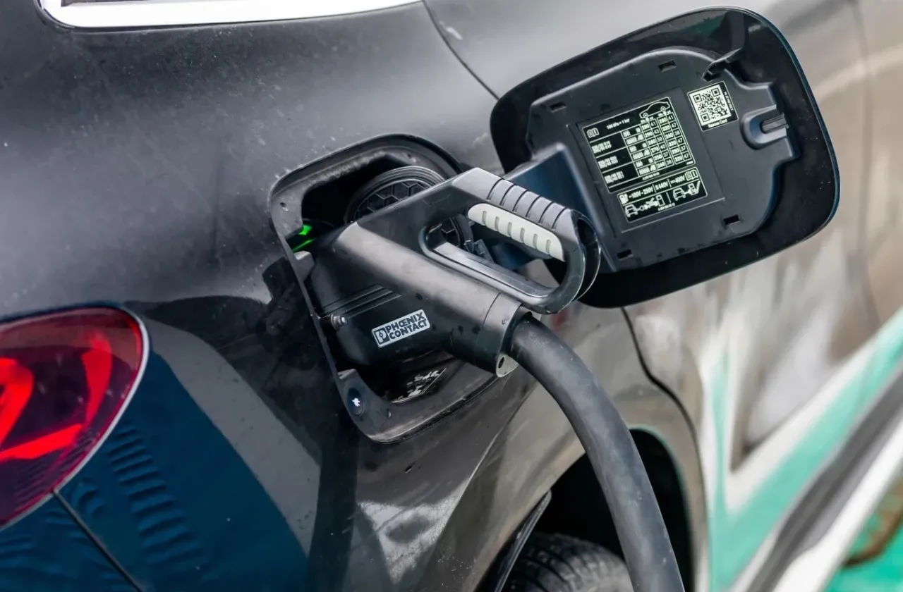 Dopłaty do samochodów elektrycznych Polska NaszEauto