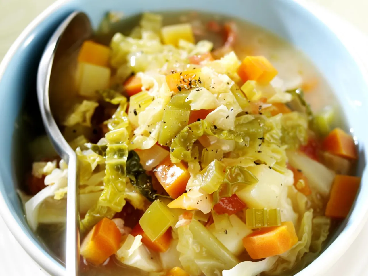 Soupe aux choux régime vs soupe aux choux traditionnelle