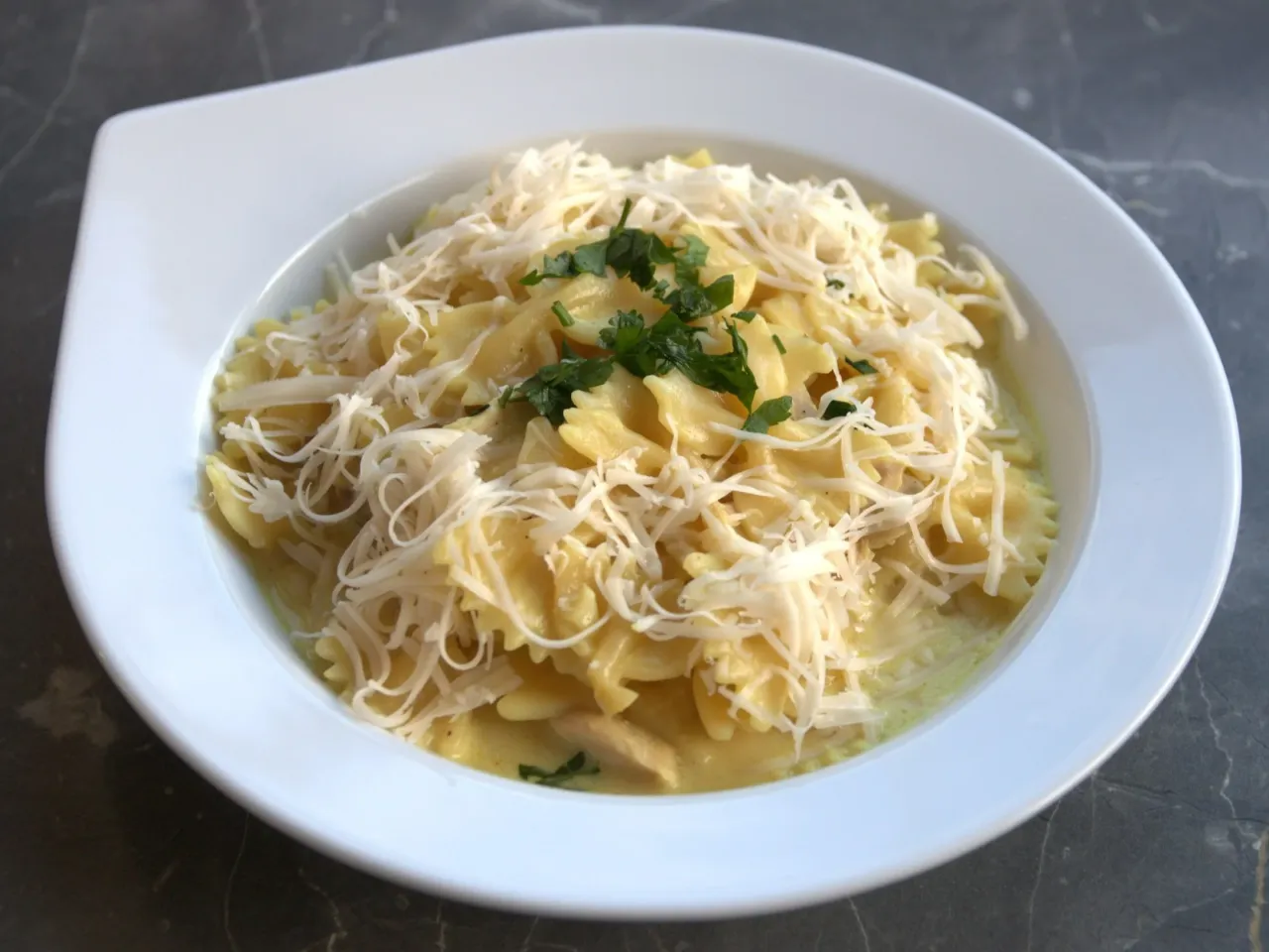 szybkie dania z gotowanego kurczaka