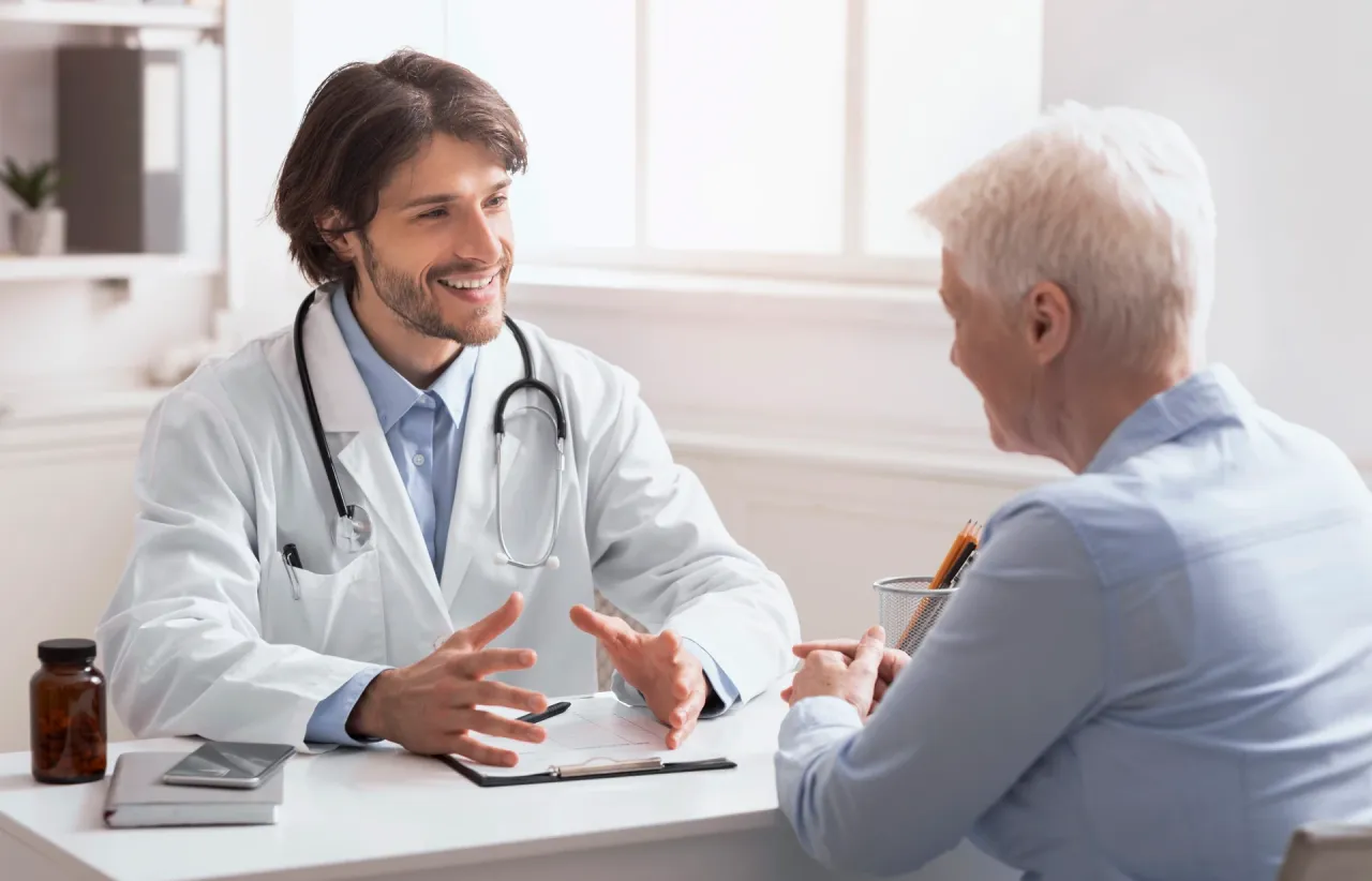 lekarz innej specjalności konsultacja pacjent