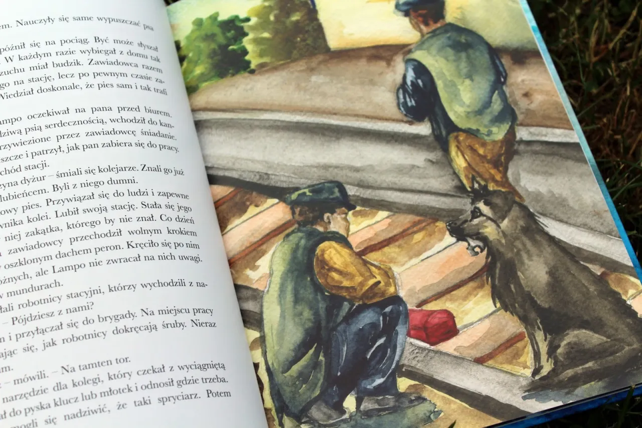 Ilustracja z książki O psie kt&oacute;ry jeździł koleją pociąg pies