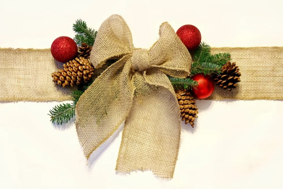 ozdoby świąteczne z juty, dekoracje wielkanocne z juty