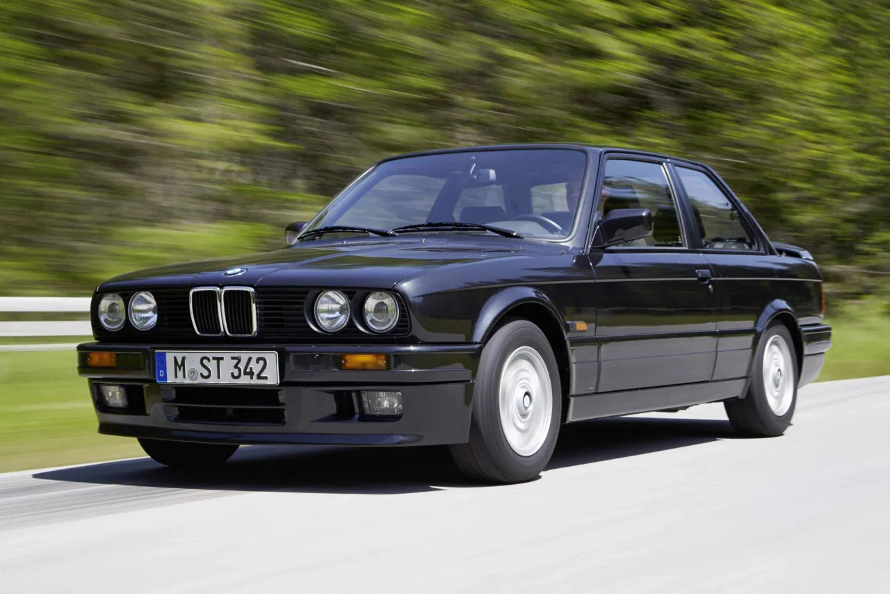 BMW E30 coupe silniki M20 M42