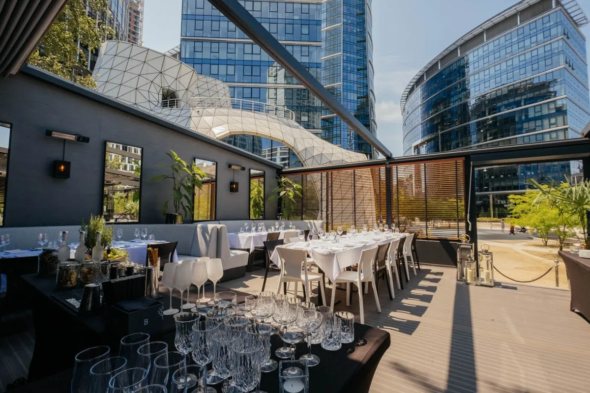 Stixx Bar & Grill bar koktajle taras