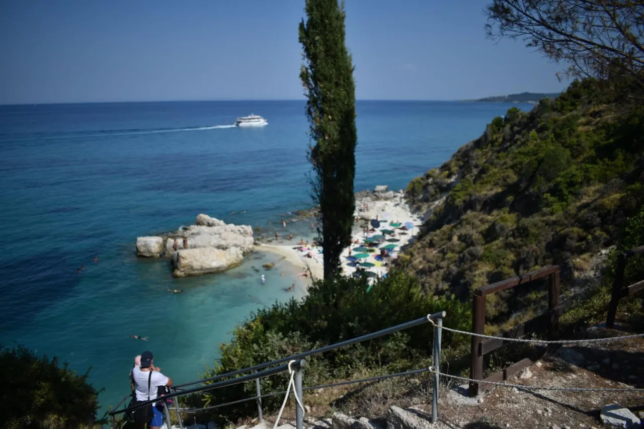 Plaża Xigia Zakynthos naturalne spa