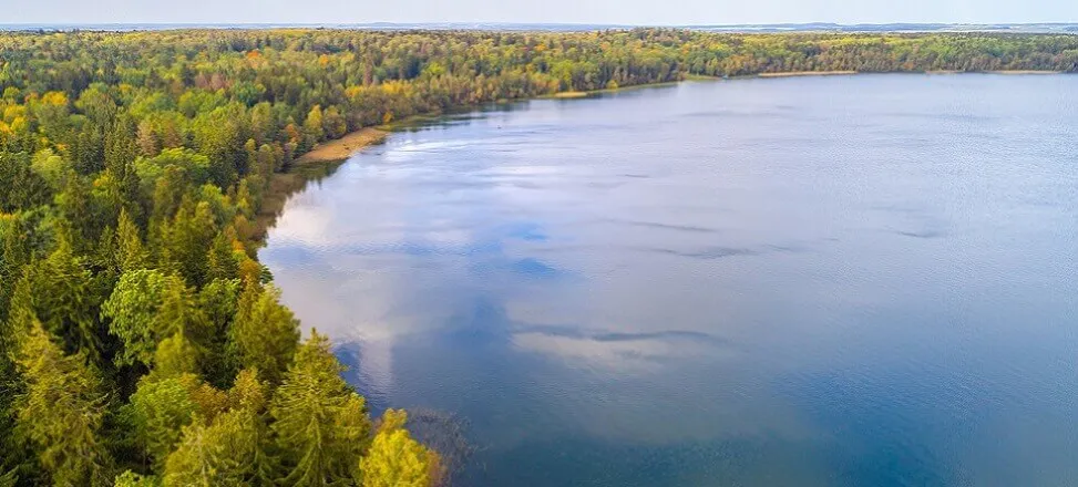 Jezioro Świteź tajemnicze mgła