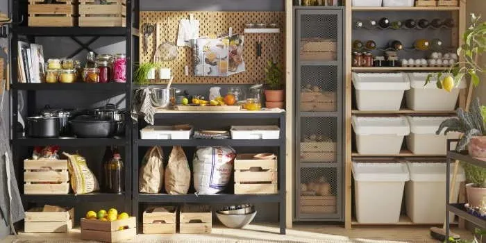 pomysły na organizację spiżarni regał led