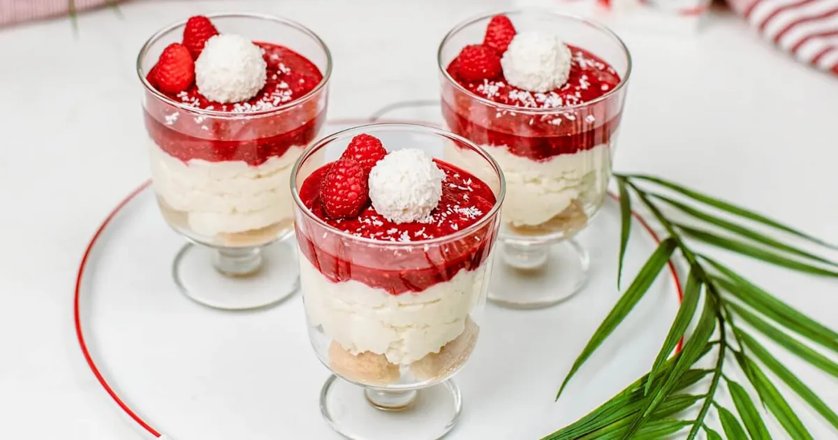 Raffaello Himbeer Dessert im Glas Schichtdessert