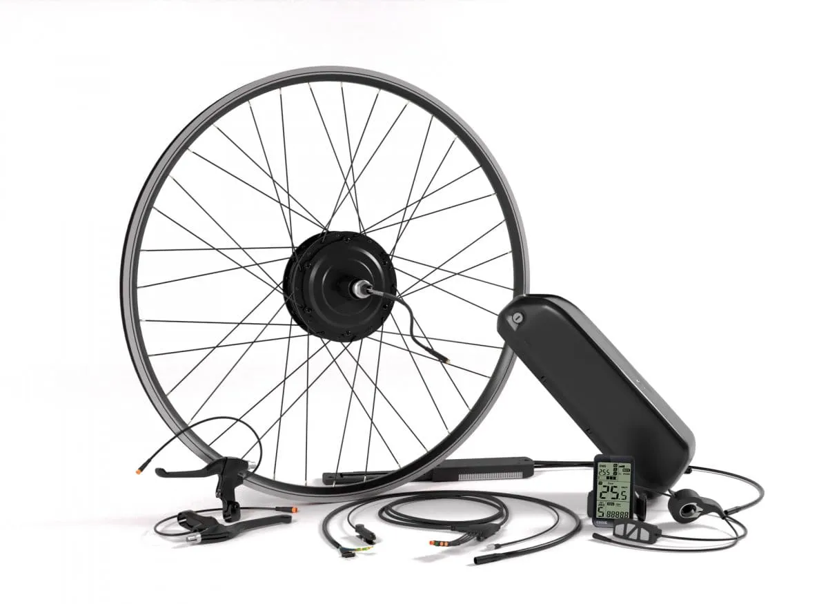 Zestaw do konwersji roweru na elektryczny: koło z silnikiem, bateria, wyświetlacz i manetki. Idealny, by stworzyć sw&oacute;j wymarzony jaki rower elektryczny.
