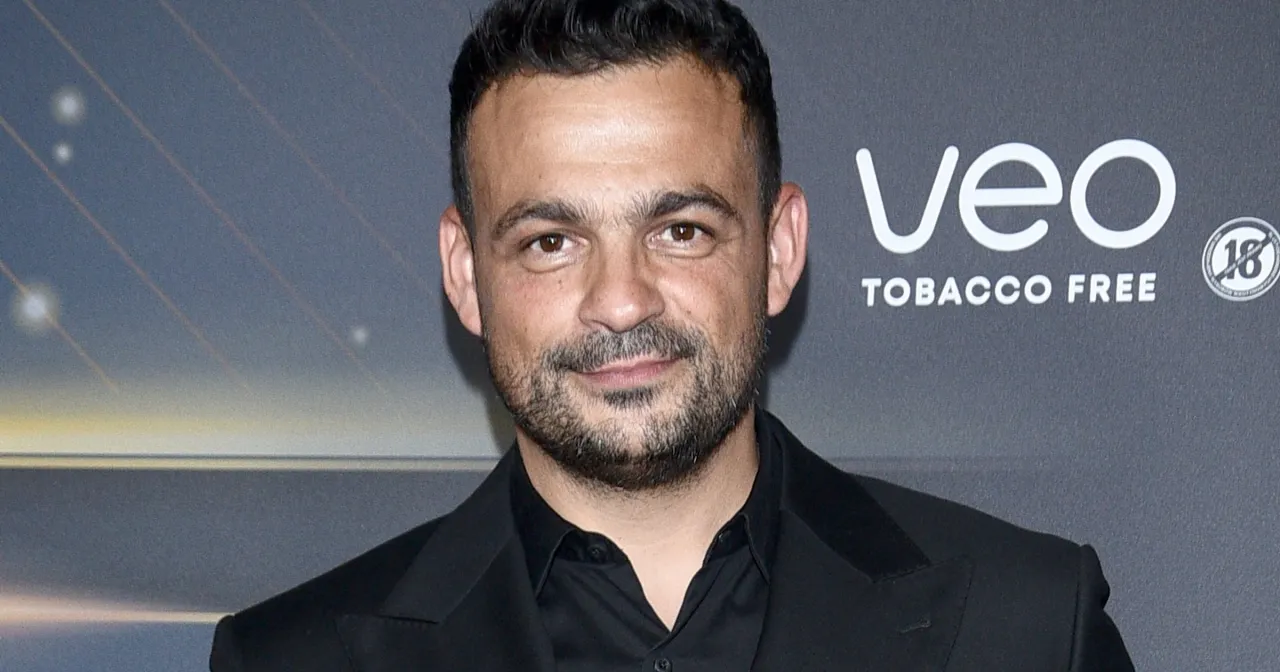 Norbi w czarnym garniturze, zastanawiamy się, ile zarabia Norbi w Kole Fortuny.