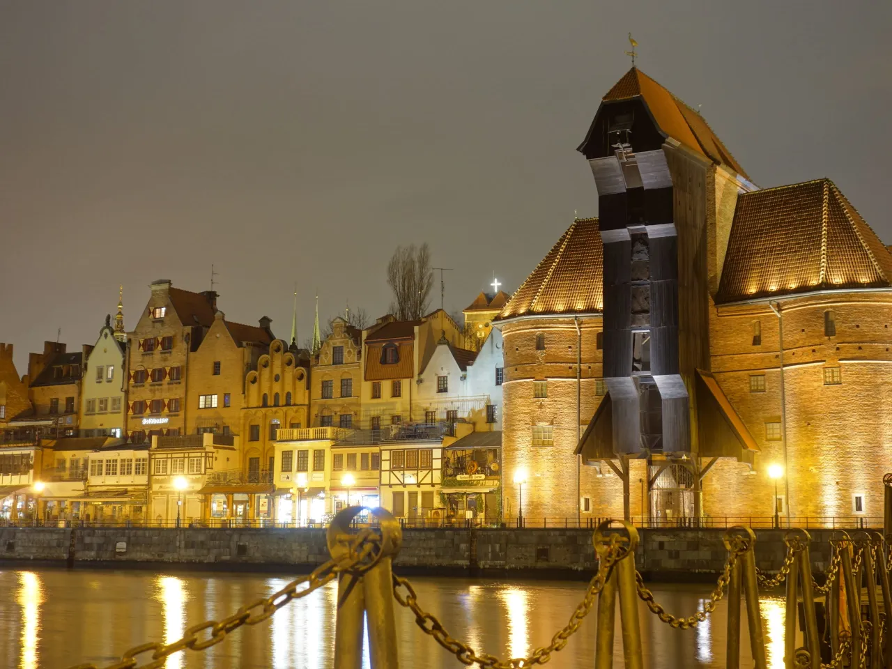 Gdańsk stare miasto nocą