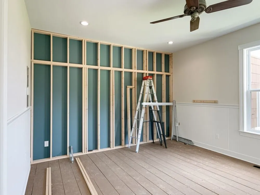 DIY stelaż ścianka zdjęcia rurki PCV drewno