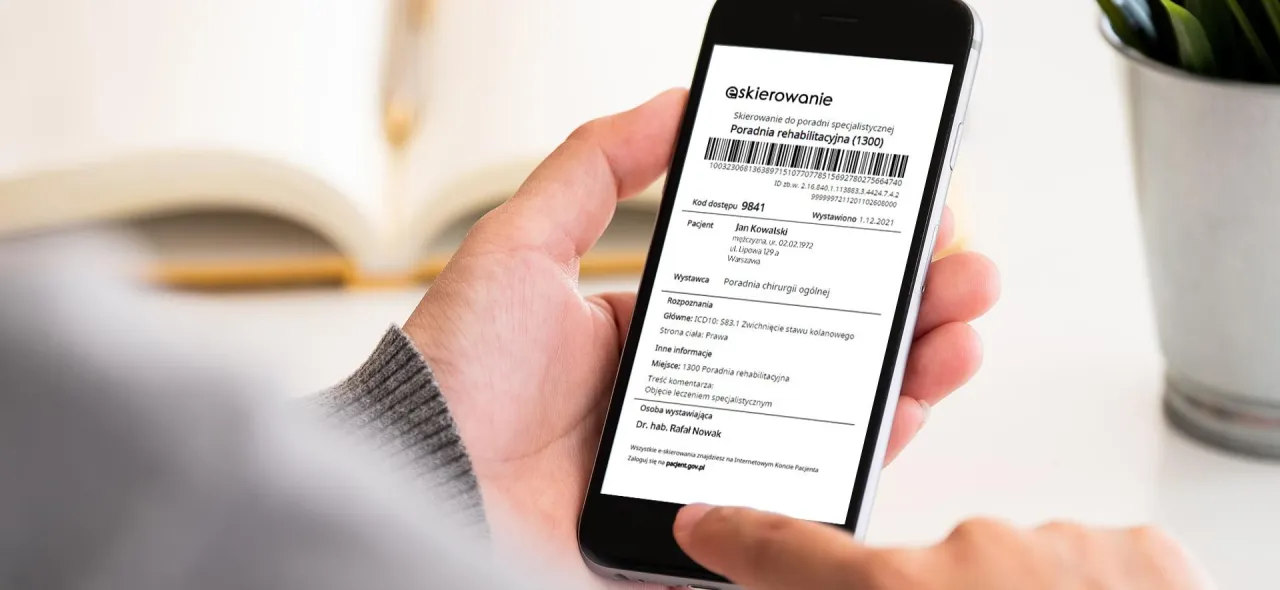 E-skierowanie na rehabilitację smartfon