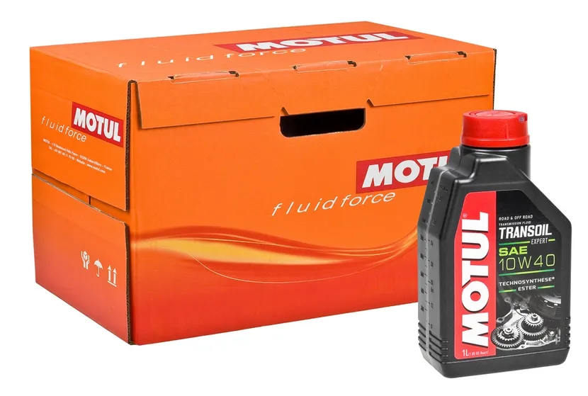 Motul Transoil 10W40 opakowanie i motocykl