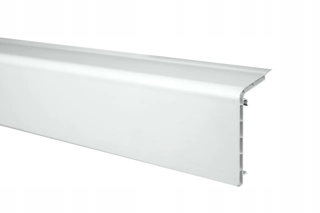 różne rodzaje listew maskujących rury CO