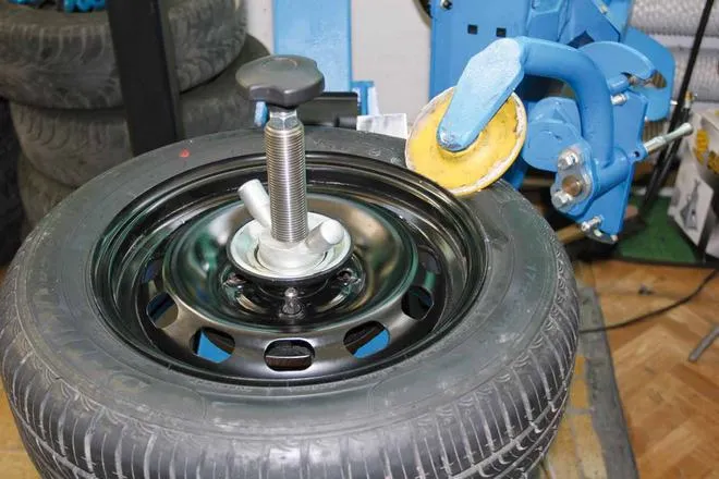 odbijanie stopki opony domowymi sposobami