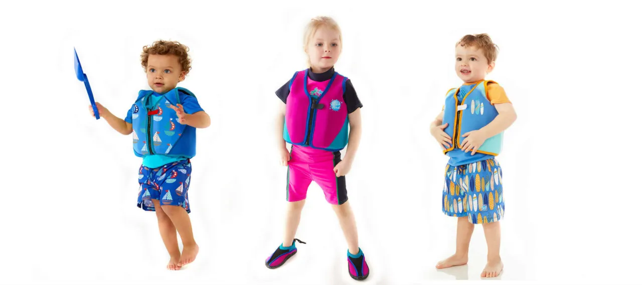 Porównanie kamizelki i rękawków do pływania dla dzieci