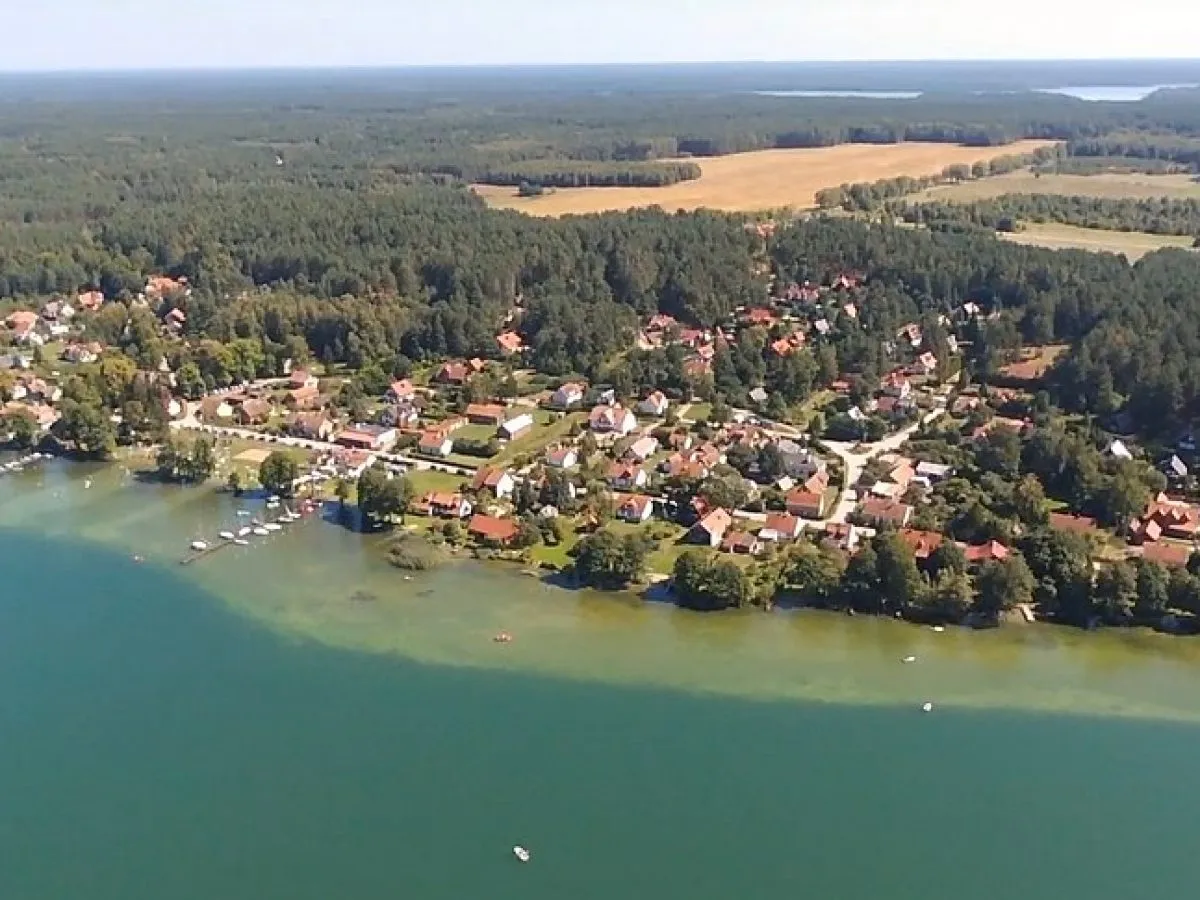 Zdjęcie Jezioro Pluszne Wielkie - najlepsze miejsce na wypoczynek latem