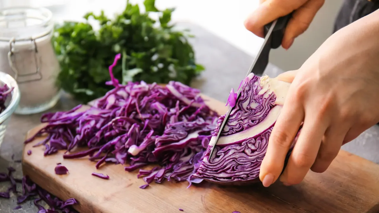 szatkowanie czerwonej kapusty