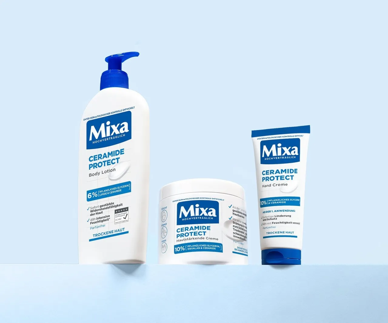 Verschiedene Hautpflegeprodukte mit den Wirkstoffen Hyalurons&auml;ure, Vitamin C, Ceramide