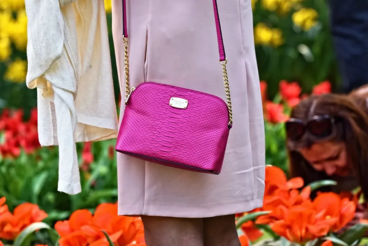 Zdjęcie Jakie torebki są teraz modne – odkryj najnowsze trendy i style