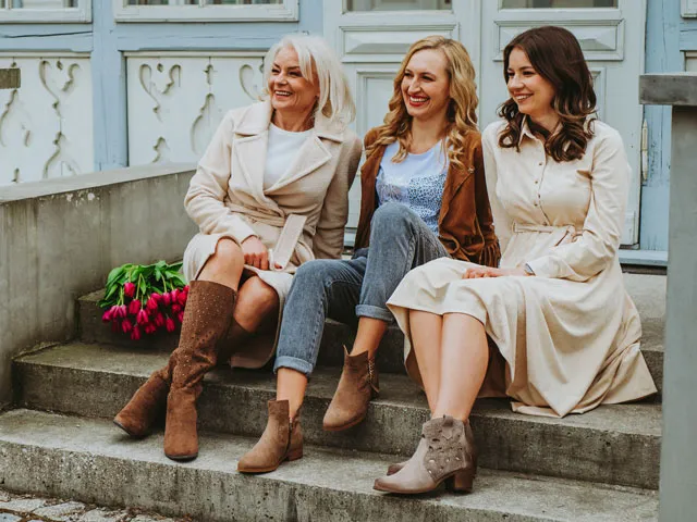 stylizacja ramoneska kowbojki kobieta