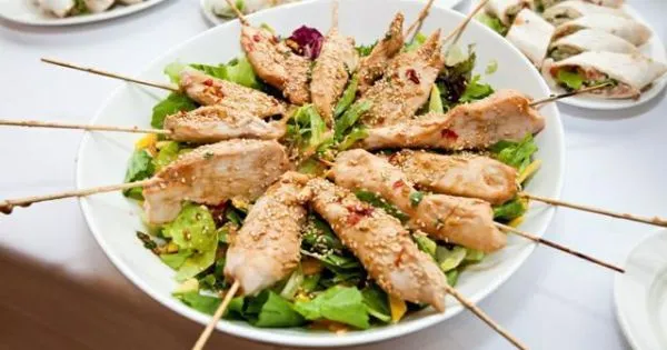 Przystawki na ciepło na przyjęcie komunijne