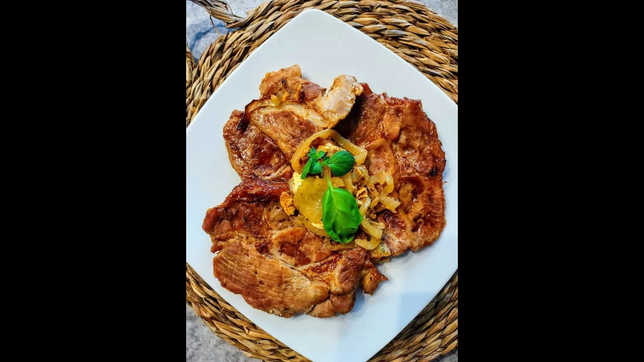 kark&oacute;wka w marynacie jogurtowej przed grillowaniem