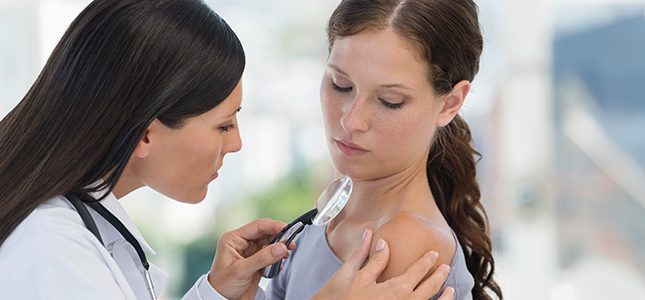 wizyta u dermatologa wenerologa