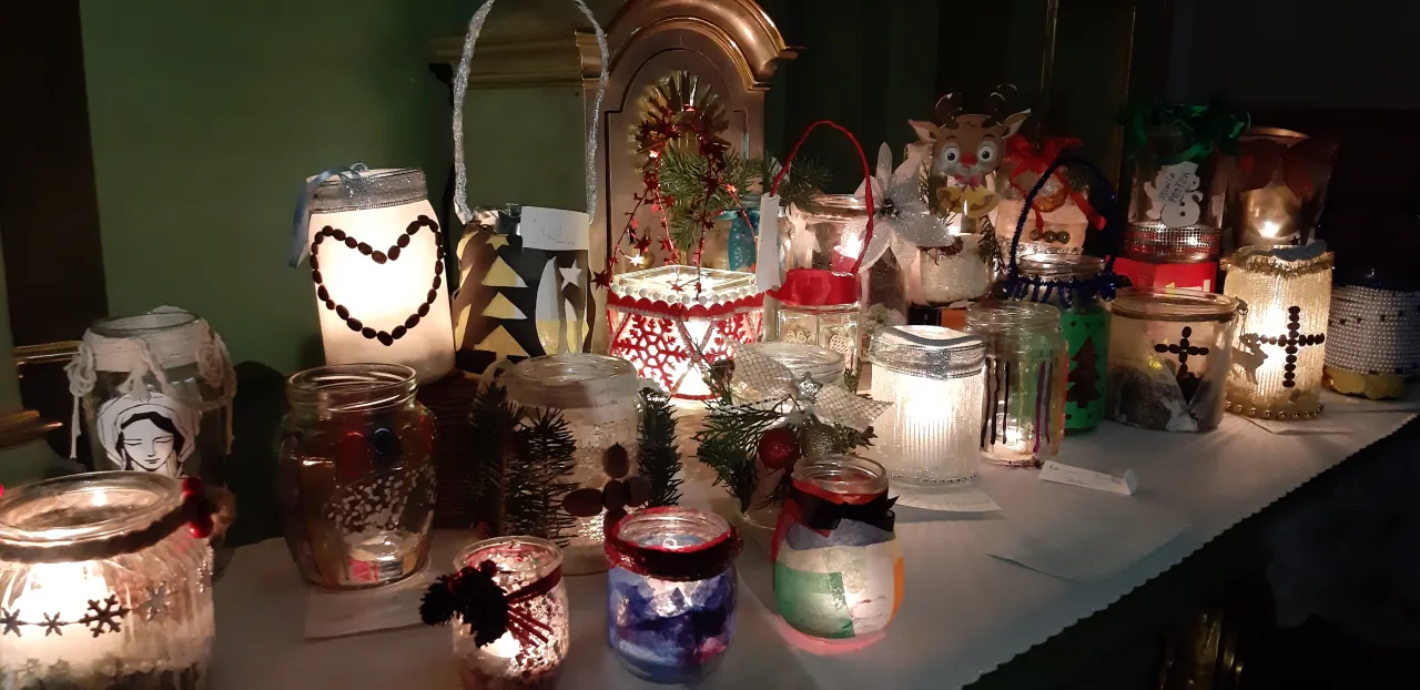 galeria lampion&oacute;w roratnich