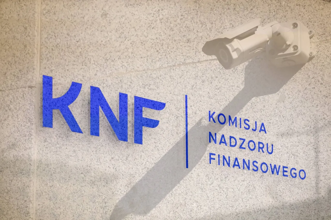 Komisja Nadzoru Finansowego KNF logo