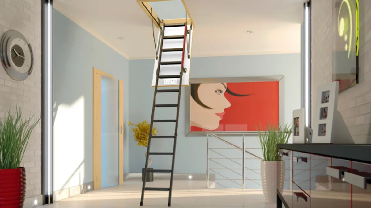 Porównanie montażu schodów strychowych DIY i profesjonalnego
