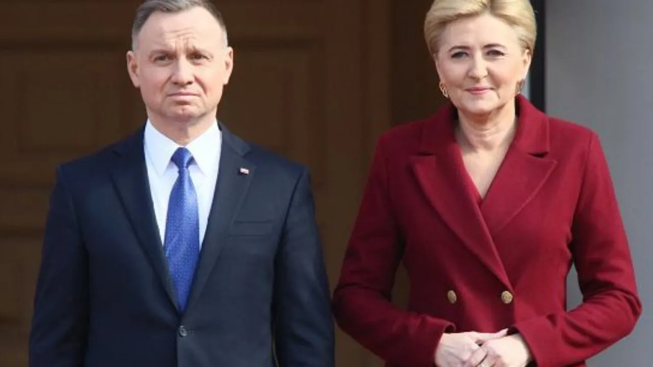 Para prezydencka: Andrzej Duda i Agata Kornhauser-Duda. Andrzej Duda wzrost jest imponujący, co widać na zdjęciu.