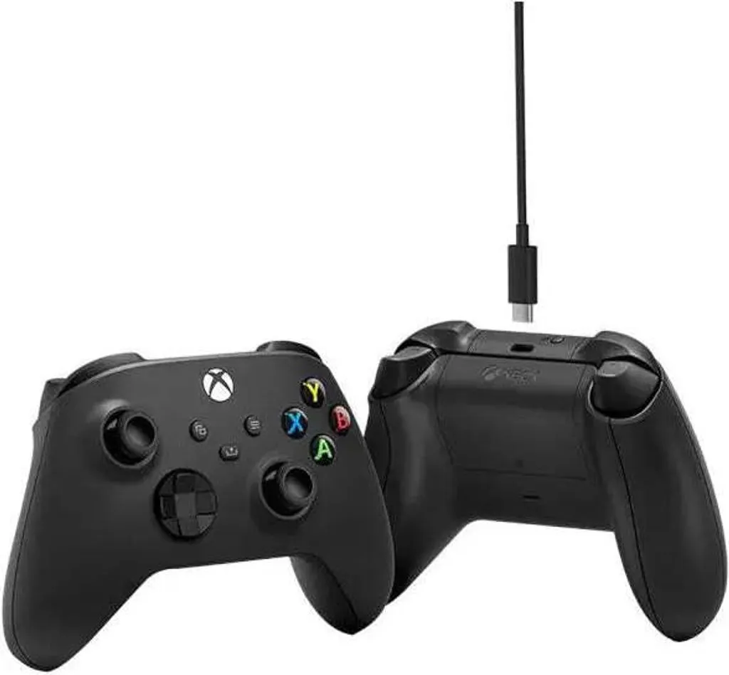kontroler xbox one podłączony kablem usb do komputera