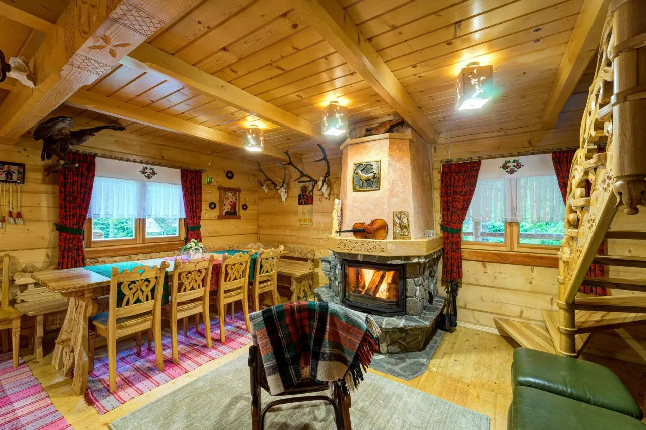 Bacówka PTTK na Obidzy pokoje noclegowe wnętrza