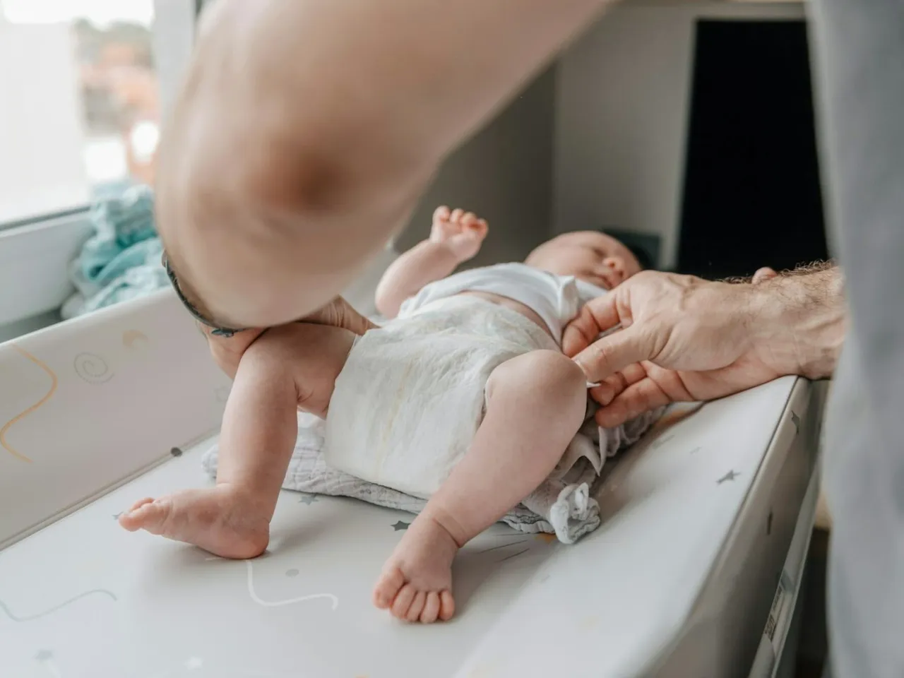 Zdjęcie Dlaczego dziecko przesikuje pampersa? Niepokojące objawy zdrowotne