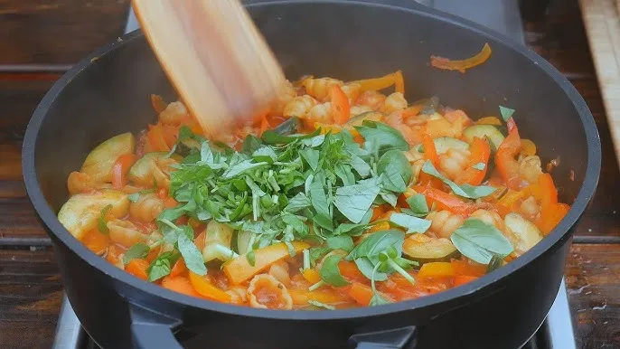 one pot pasta z warzywami