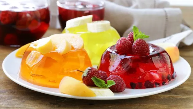 owoce zakazane do galaretki ananas kiwi mango