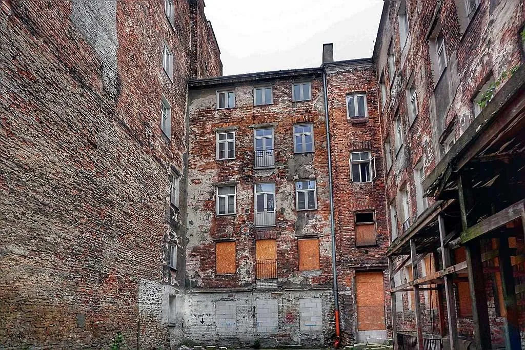 Stara Praga Warszawa klimat kamienice