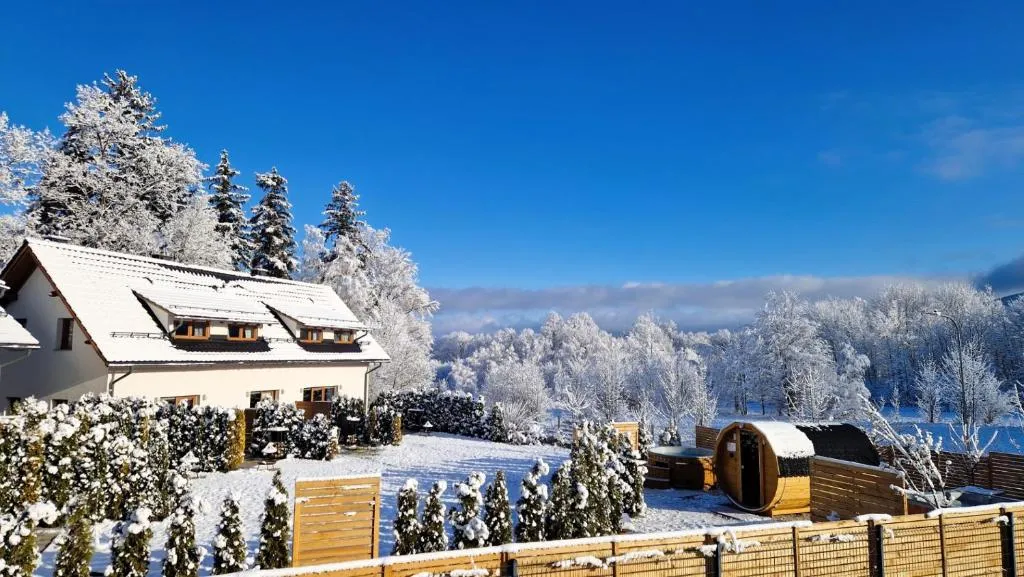 Nietypowe noclegi Karpacz widok na Śnieżkę